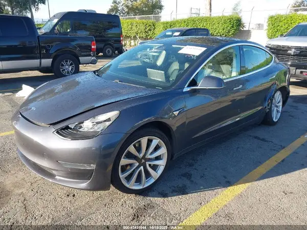 5YJ3E1EA8KF311055 2019 TESLA MODEL 3 - Image 2