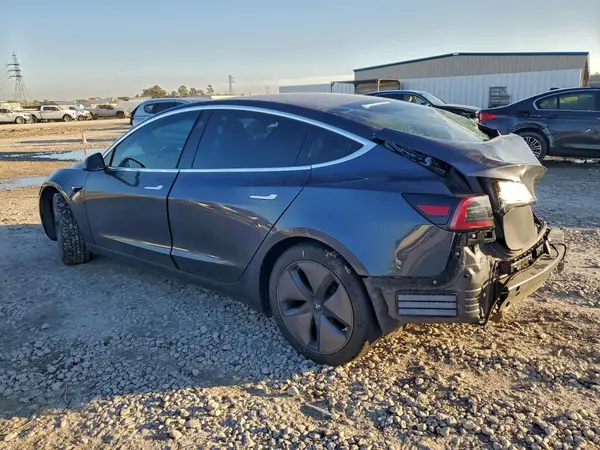 5YJ3E1EA8KF313520 2019 TESLA MODEL 3 - Image 2
