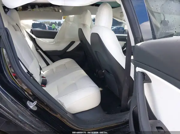 5YJ3E1EA8KF314988 2019 TESLA MODEL 3 - Image 8