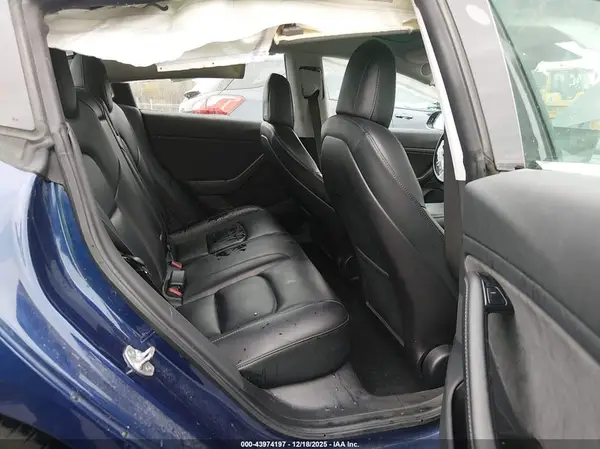 5YJ3E1EA8KF317373 2019 TESLA MODEL 3 - Image 8