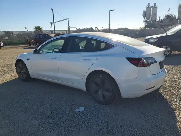 5YJ3E1EA8KF317518 2019 TESLA MODEL 3 - Image 2