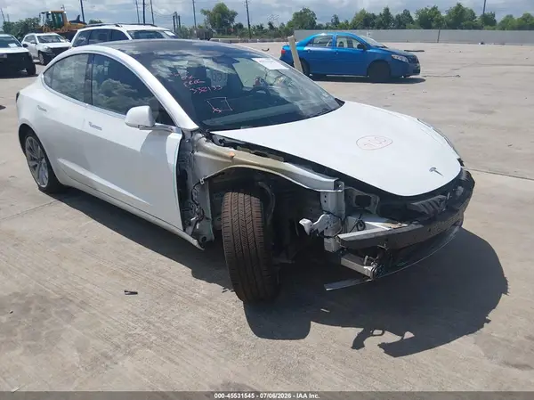 5YJ3E1EA8KF332133 2019 TESLA MODEL 3 - Image 1