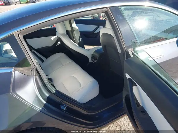5YJ3E1EA8KF345450 2019 TESLA MODEL 3 - Image 8
