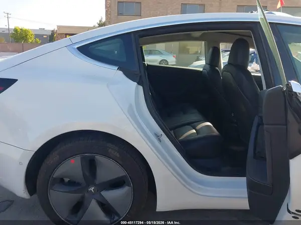 5YJ3E1EA8KF362796 2019 TESLA MODEL 3 - Image 8