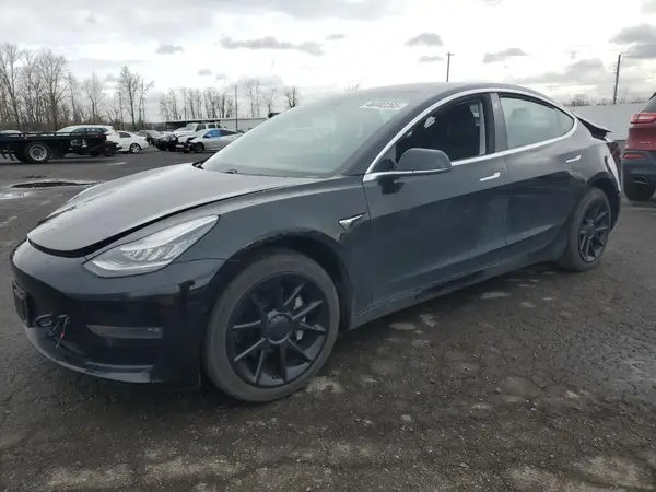 5YJ3E1EA8KF394910 2019 TESLA MODEL 3 - Image 1
