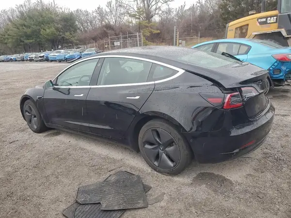 5YJ3E1EA8KF394969 2019 TESLA MODEL 3 - Image 2