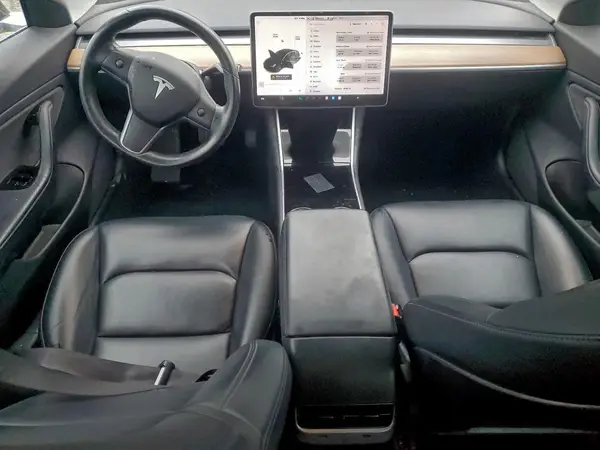 5YJ3E1EA8KF394969 2019 TESLA MODEL 3 - Image 8
