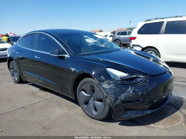 5YJ3E1EA8KF395684 2019 TESLA MODEL 3 - Image 1