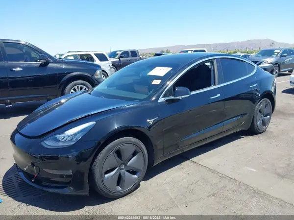 5YJ3E1EA8KF395684 2019 TESLA MODEL 3 - Image 2
