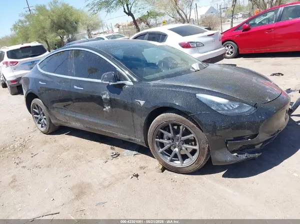 5YJ3E1EA8KF395829 2019 TESLA MODEL 3 - Image 1
