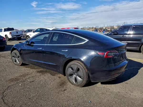 5YJ3E1EA8KF398990 2019 TESLA MODEL 3 - Image 2
