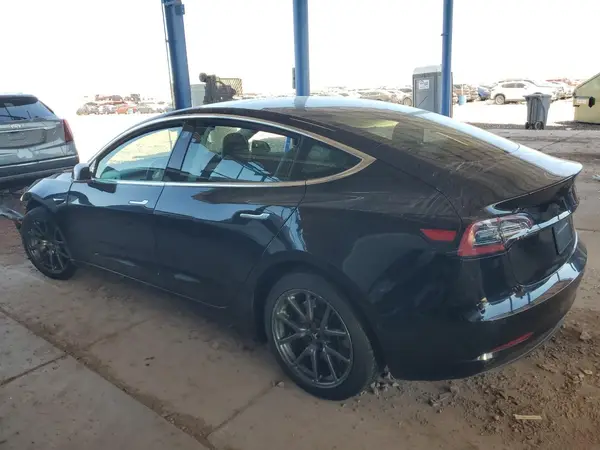 5YJ3E1EA8KF399654 2019 TESLA MODEL 3 - Image 2