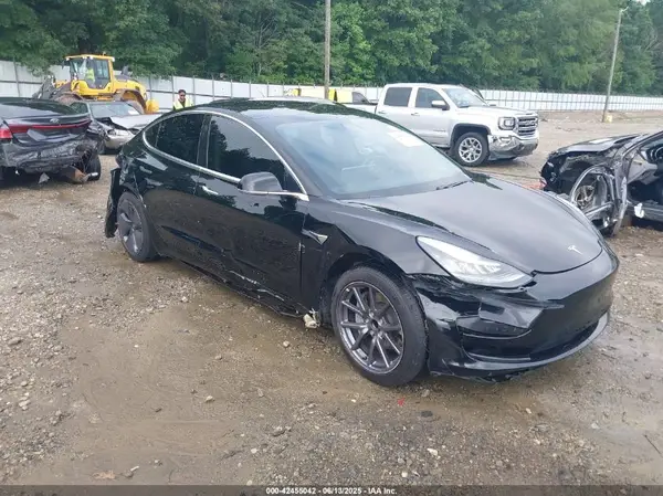 5YJ3E1EA8KF399881 2019 TESLA MODEL 3 - Image 1