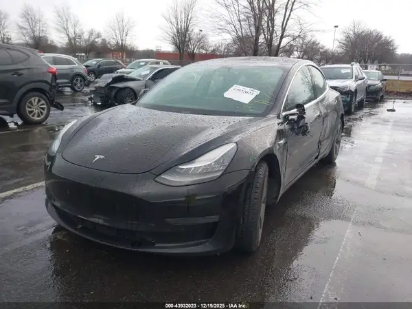 5YJ3E1EA8KF399959 2019 TESLA MODEL 3 - Image 2