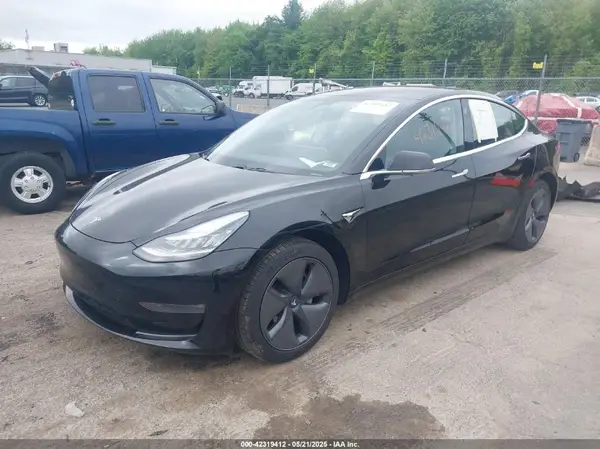 5YJ3E1EA8KF400009 2019 TESLA MODEL 3 - Image 2