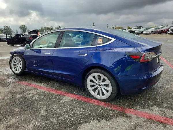5YJ3E1EA8KF400995 2019 TESLA MODEL 3 - Image 2