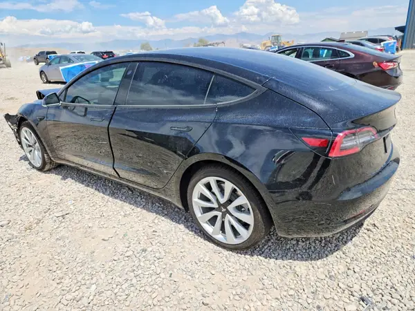 5YJ3E1EA8KF401886 2019 TESLA MODEL 3 - Image 2