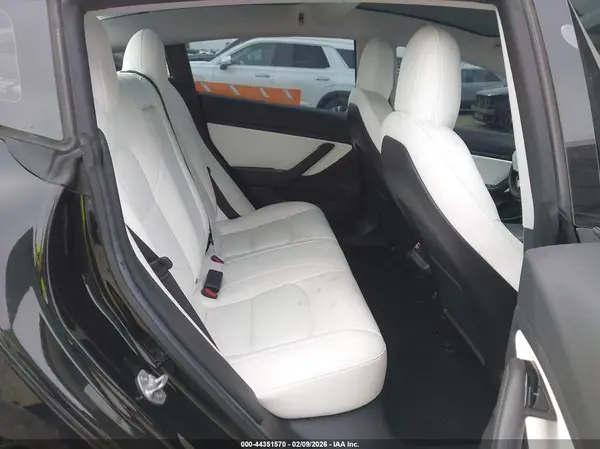 5YJ3E1EA8KF402648 2019 TESLA MODEL 3 - Image 8