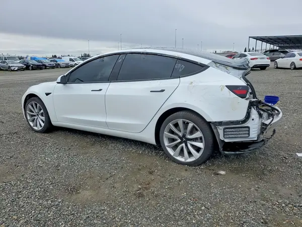 5YJ3E1EA8KF407557 2019 TESLA MODEL 3 - Image 2