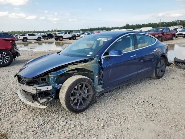 5YJ3E1EA8KF411897 2019 TESLA MODEL 3 - Image 1