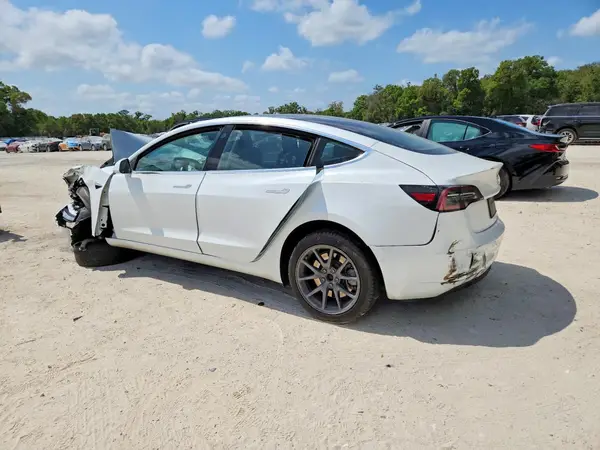 5YJ3E1EA8KF412144 2019 TESLA MODEL 3 - Image 2