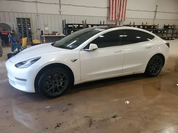 5YJ3E1EA8KF416002 2019 TESLA MODEL 3 - Image 1