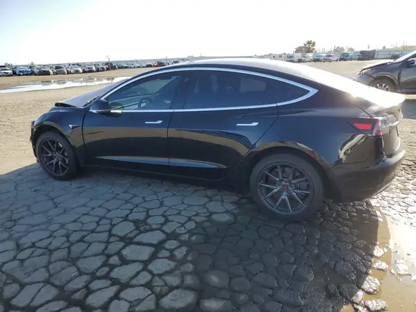 5YJ3E1EA8KF424584 2019 TESLA MODEL 3 - Image 2