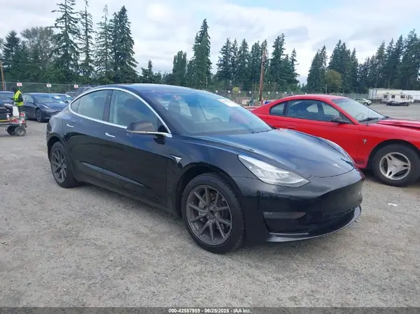 5YJ3E1EA8KF424603 2019 TESLA MODEL 3 - Image 1