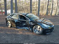 5YJ3E1EA8KF424651 2019 TESLA MODEL 3