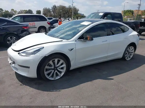 5YJ3E1EA8KF428506 2019 TESLA MODEL 3 - Image 2