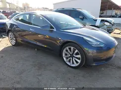 5YJ3E1EA8KF447296 2019 TESLA MODEL 3