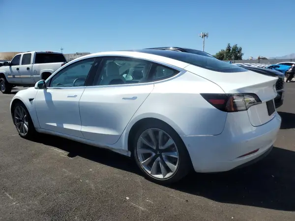 5YJ3E1EA8KF447833 2019 TESLA MODEL 3 - Image 2