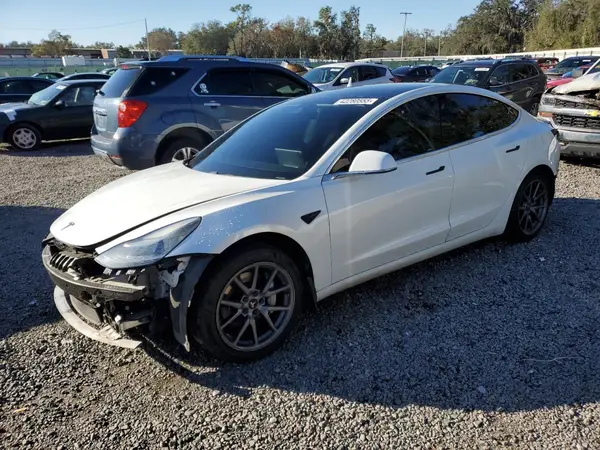 5YJ3E1EA8KF449470 2019 TESLA MODEL 3 - Image 1