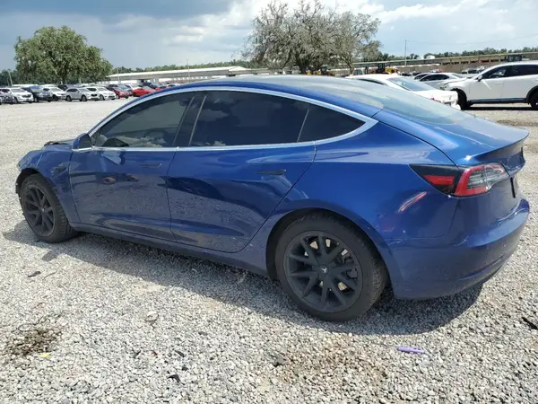 5YJ3E1EA8KF464289 2019 TESLA MODEL 3 - Image 2