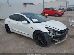 5YJ3E1EA8KF472540 2019 TESLA MODEL 3