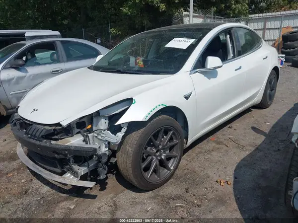 5YJ3E1EA8KF482825 2019 TESLA MODEL 3 - Image 2