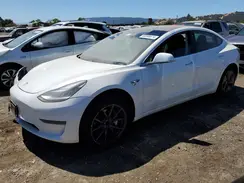 5YJ3E1EA8KF484168 2019 TESLA MODEL 3