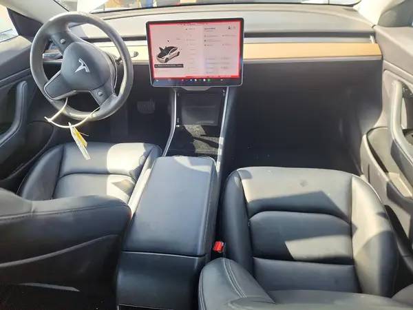 5YJ3E1EA8KF484557 2019 TESLA MODEL 3 - Image 8