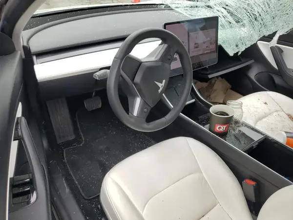 5YJ3E1EA8KF486793 2019 TESLA MODEL 3 - Image 8