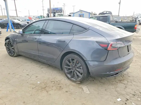 5YJ3E1EA8KF537015 2019 TESLA MODEL 3 - Image 2