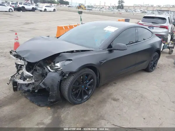 5YJ3E1EA8KF538083 2019 TESLA MODEL 3 - Image 2