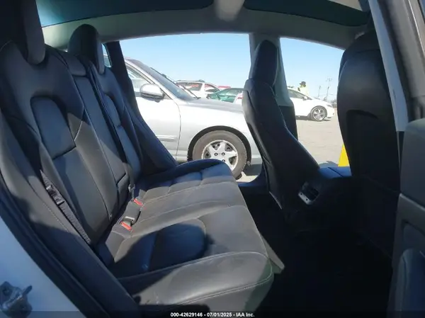 5YJ3E1EA8LF504663 2020 TESLA MODEL 3 - Image 8
