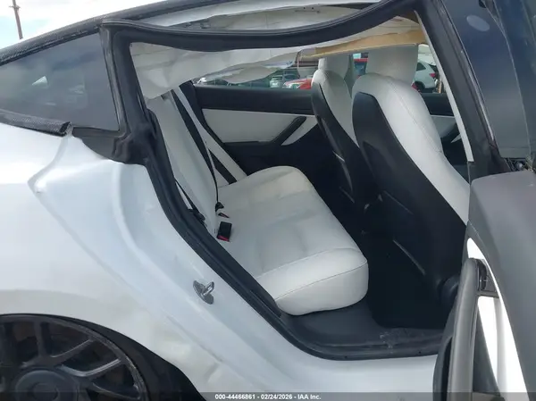 5YJ3E1EA8LF509555 2020 TESLA MODEL 3 - Image 8