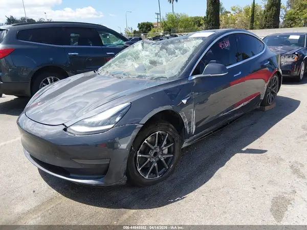 5YJ3E1EA8LF597183 2020 TESLA MODEL 3 - Image 2