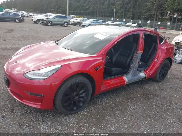 5YJ3E1EA8LF606593 2020 TESLA MODEL 3 - Image 2