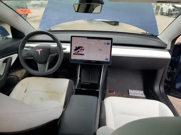 5YJ3E1EA8LF606786 2020 TESLA MODEL 3 - Image 8
