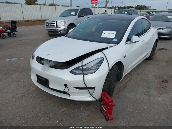 5YJ3E1EA8LF613091 2020 TESLA MODEL 3 - Image 2