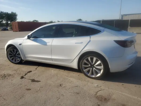 5YJ3E1EA8LF615956 2020 TESLA MODEL 3 - Image 2