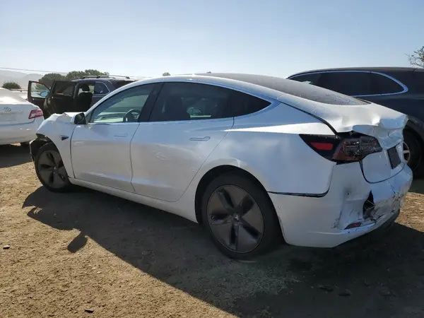 5YJ3E1EA8LF633213 2020 TESLA MODEL 3 - Image 2