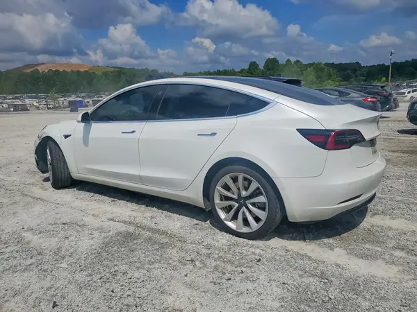 5YJ3E1EA8LF634135 2020 TESLA MODEL 3 - Image 2